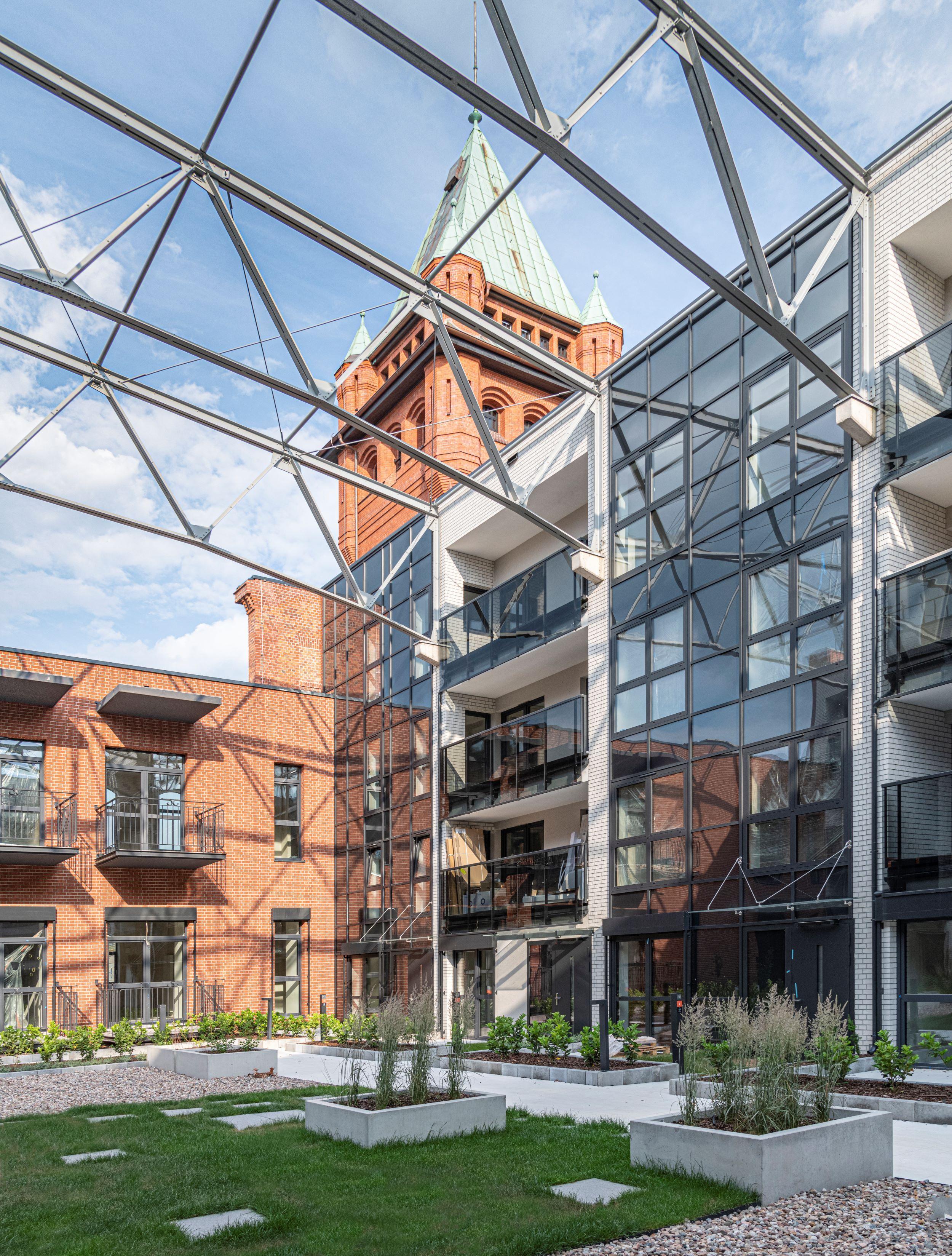 Browary Wrocławskie wewnętrzny dziedziniec Leżakowni.jpg